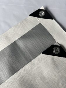 Tấm bạt trắng xám nhũ bạc che nắng mưa Tấm bạt trắng xám nhũ bạc che nắng mưa