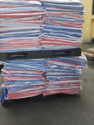 Bạt dứa kẻ sọc khổ 6m (6m x 50m)