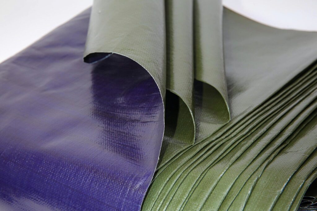 Bạt che sà lan, phủ hàng hoá tàu thuỷ Bạt che sà lan, phủ hàng hoá tàu thuỷ