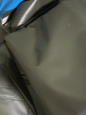 Bạt che sà lan chất liệu PVC