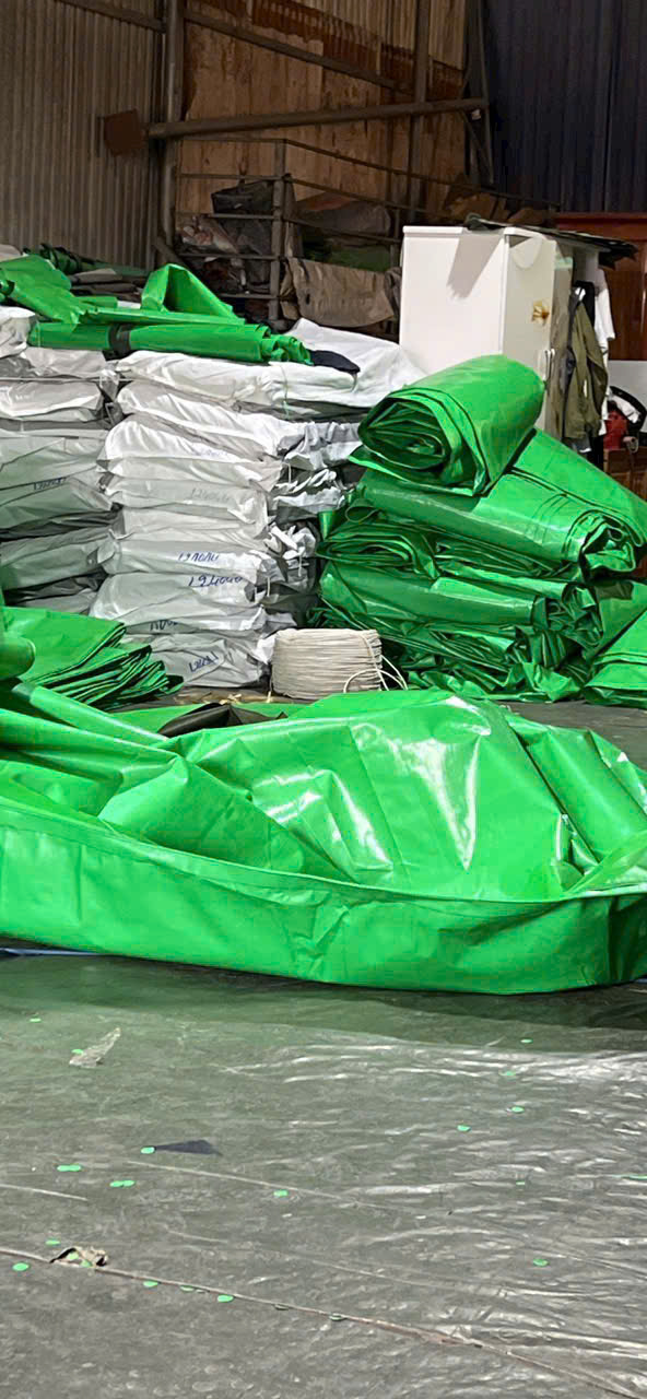 Bạt che sà lan phủ hàng hoá Bạt che sà lan phủ hàng hoá