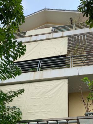 Bạt che nắng mưa tự cuốn ban công