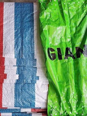 Bạt dứa kẻ sọc khổ 8m (8m x 50m)