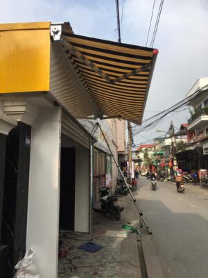 Bạt che nắng mưa tay quay