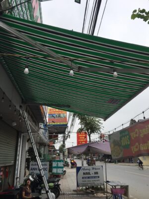 Bạt che nắng mưa tay quay