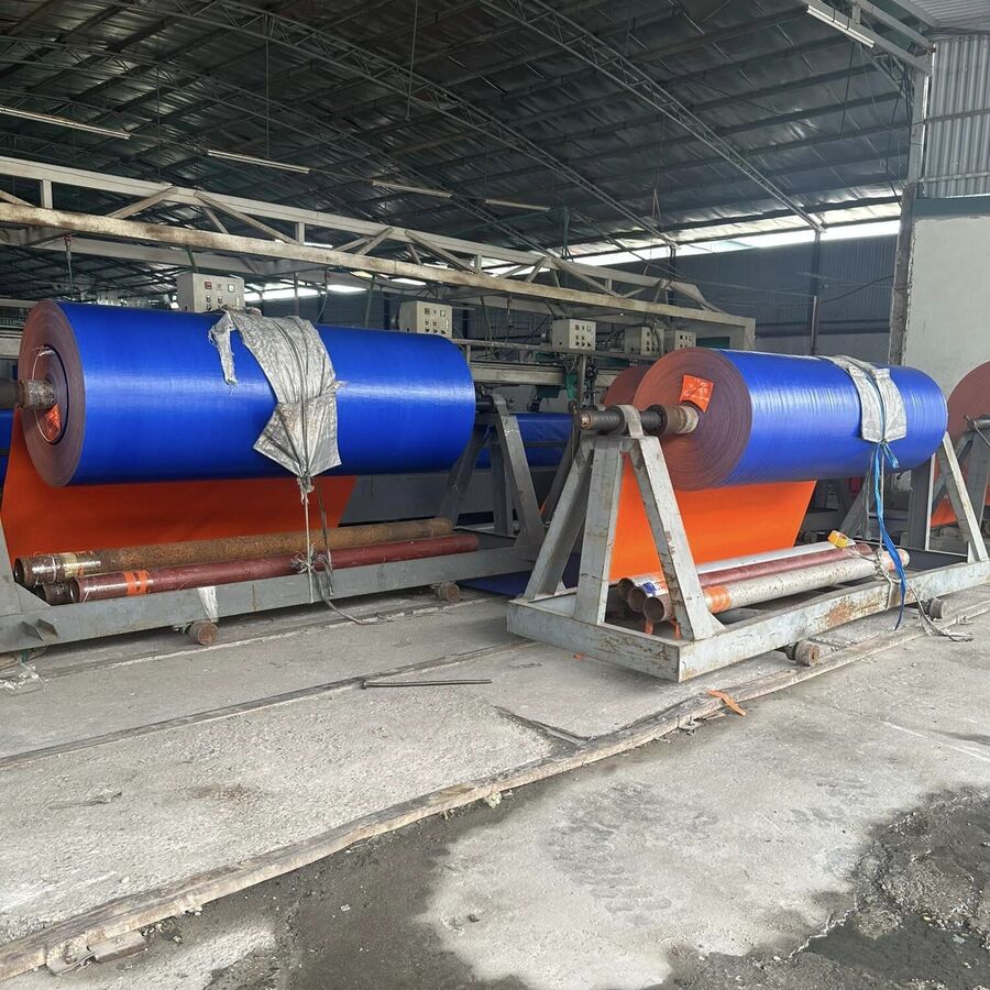 Bạt nhựa PE che nắng mưa ngoài trời Bạt nhựa PE che nắng mưa ngoài trời