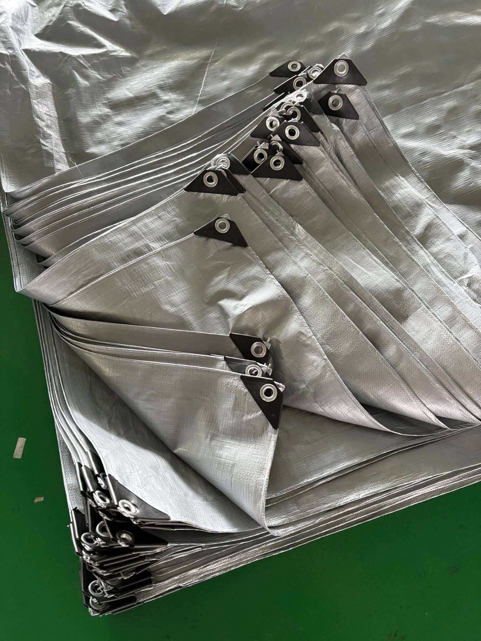 Bạt trắng xám nhũ bạc Bạt trắng xám nhũ bạc