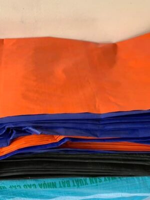 Bạt xanh cam định lượng 200g/m² may ép theo yêu cầu