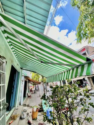 Bạt che nắng mưa tay quay