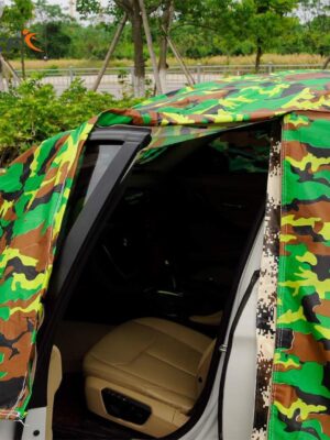 Vải rằn ri quân đội che phủ ô tô