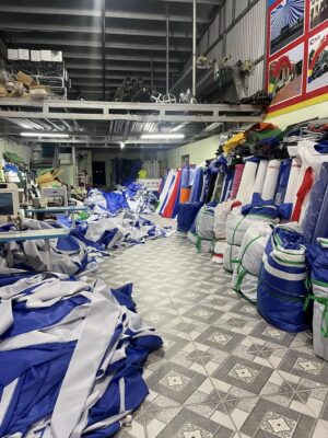 Xưởng may bạt dù che nắng mưa theo yêu cầu