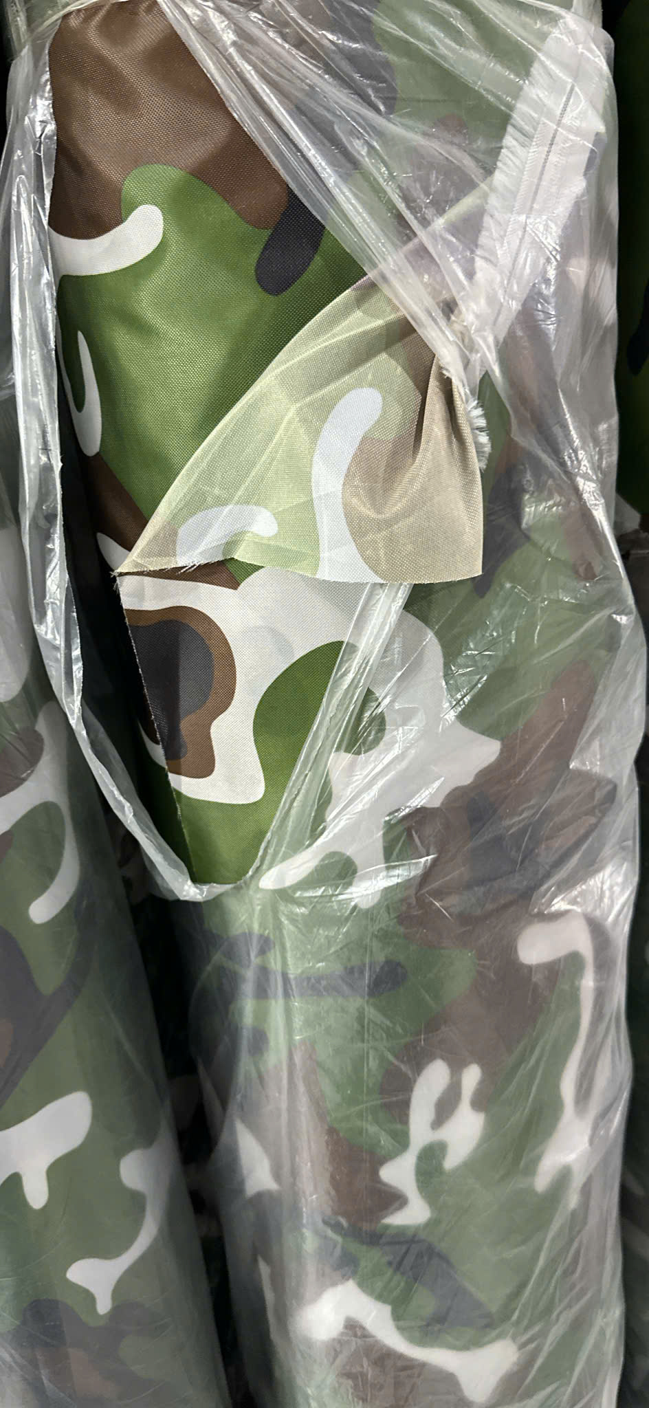 Tấm bạt dù rằn ri quân đội Tấm bạt dù rằn ri quân đội